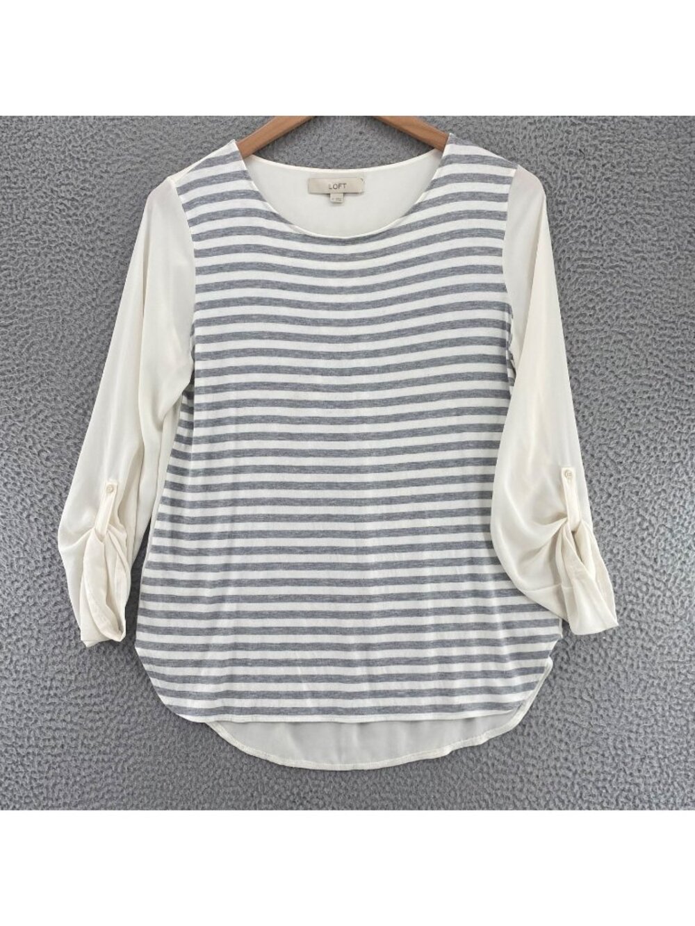 Ann Taylor LOFT Top Womens Medium Gray White Striped Knit Tee Roll Tab Sleeves